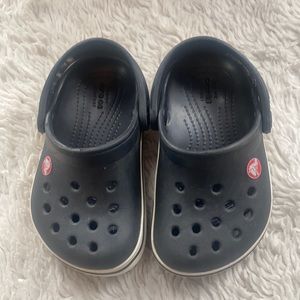 Toddler/ walker size 5 great shape crocs